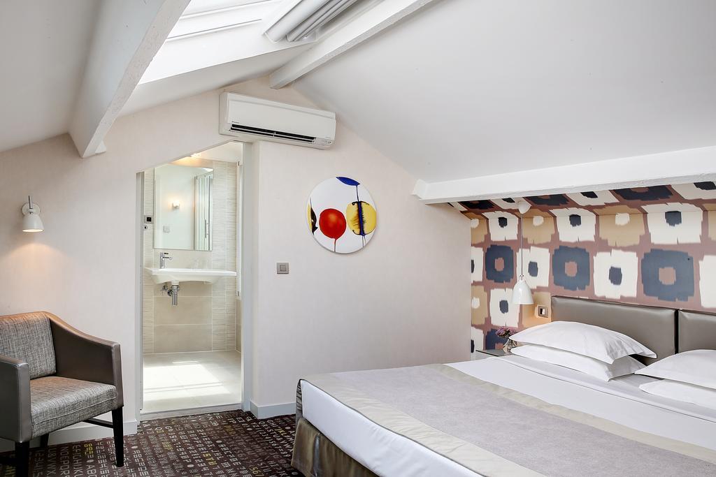 Hotel A La Villa Des Artistes Παρίσι Εξωτερικό φωτογραφία
